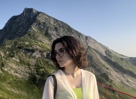 Александра Суханова